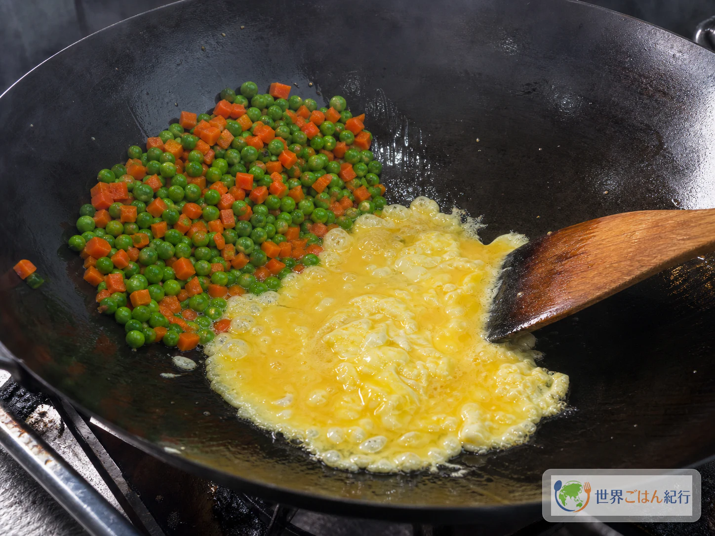 手順3: 野菜と卵を半熟にする