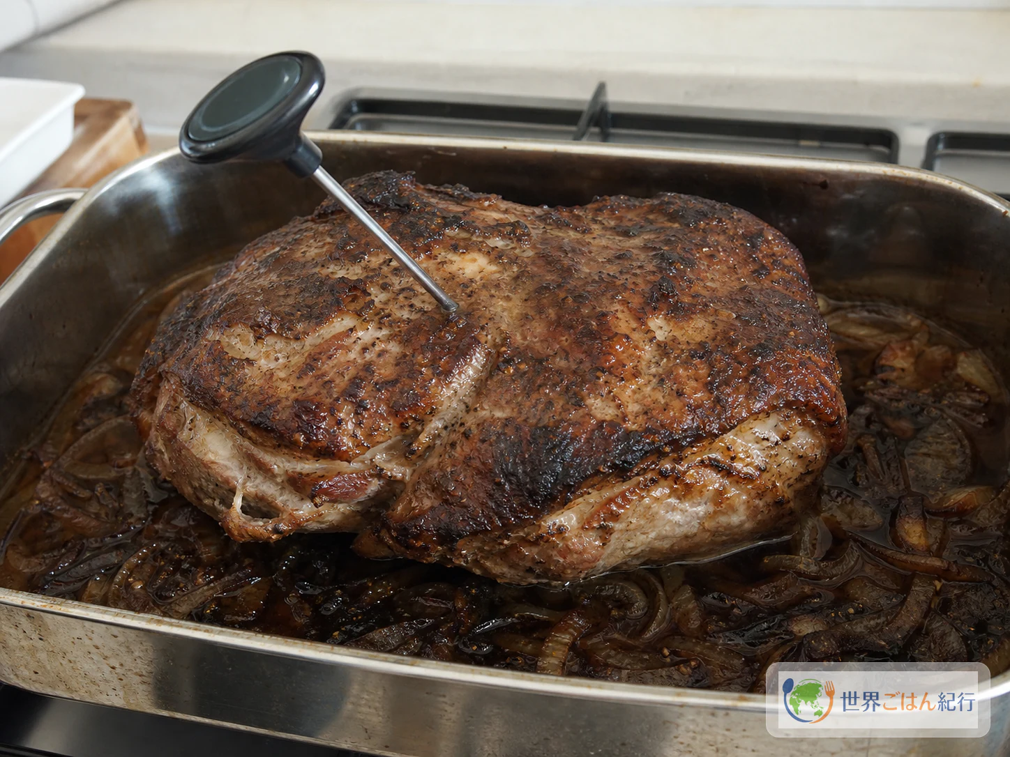 手順3: 豚肉を焼いて中心温度を見る