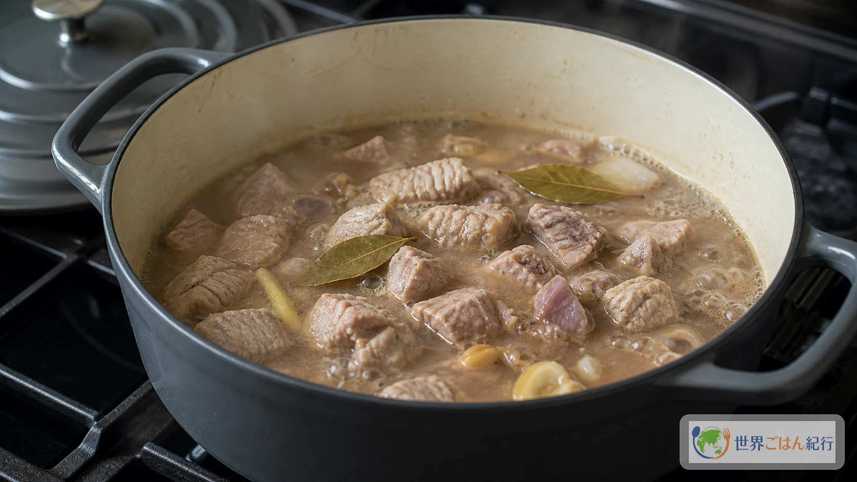手順4: 豚肉を弱火で柔らかく煮る