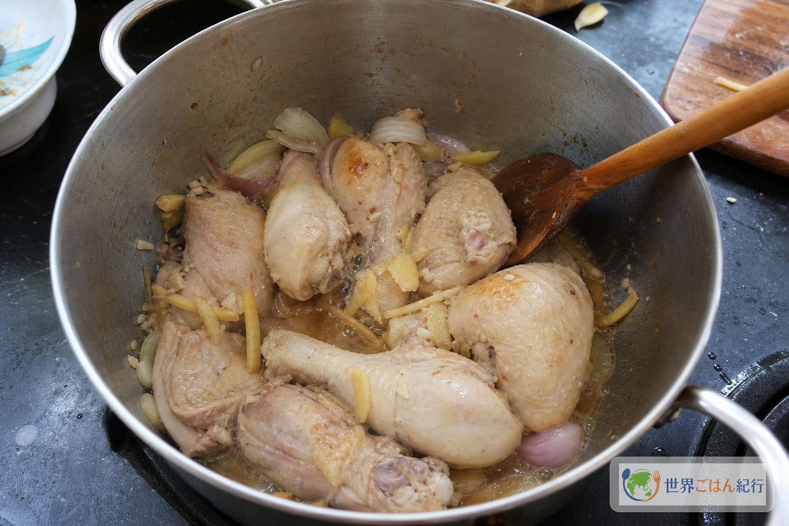 手順3: 鶏肉にパティスを絡める